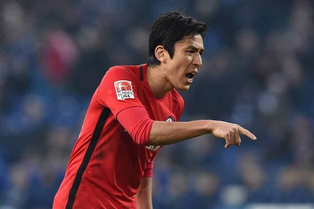 Fußball 1. Bundesliga 18. Spieltag FC Schalke 04 - Eintracht Frankfurt am 27.01.2017 in der Veltins Arena in Gelsenkirchen Makoto Hasebe ( Frankfurt ) xRx