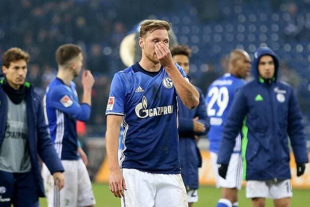xuhjbGelsenkirchen, Veltins Arena, 27.01.17, 1. Bundesliga - 18. Spieltag - FC Schalke 04 - Eintracht Frankfurt Bild: Benedikt Höwedes (Schalke 04) Gelsenkirchen