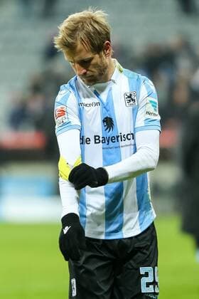 Muenchen, Deutschland, 27.01.2017, 2. Bundesliga 18. Spieltag, TSV 1860 Muenchen - SpVgg Greuther Fuerth, Stefan Aigner (TSV) ( DeFodi507