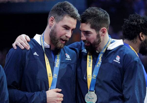 Handball, WM, Frankreich feiert 6. Weltmeister-Titel January 29th 2017; Paris, France, IHF World handball Championship Finals; France versus Norway in the final match; Luka and Nikola Karabatic France with their winners medals as France beat Norway by a score of 33-26 xlaurent.lairysx  ActionPlus11840262