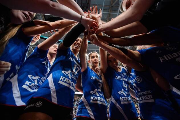 29.01.2017, SAP Arena, Mannheim Volleyball, DVV-Pokal Finale, Schweriner SC vs. Allianz MTV Stuttgart Jubel Stuttgart nach Sieg Pokalsieg