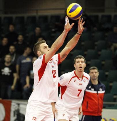 Deutschland - Rüsselsheim am Main - 31.01.2017 Volleyball - Hessen - CEV Champions League - Herren Saison 2016 2017 United Volleys Rheinmain (blau) - Crvena Zvezda BEOGRAD (ws) v.l. Dusan Stojsavljevic (BEOGRAD 12) United Volleys Rheinmain - Crvena Zvezda BEOGRAD