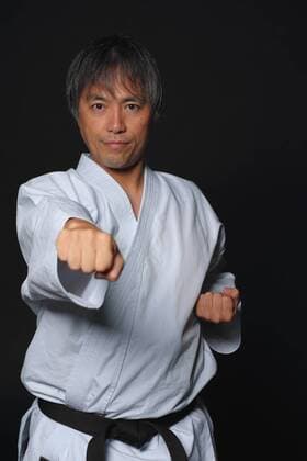 Japanese karate master training R160619_MR01.jpg  (qdwg000945)