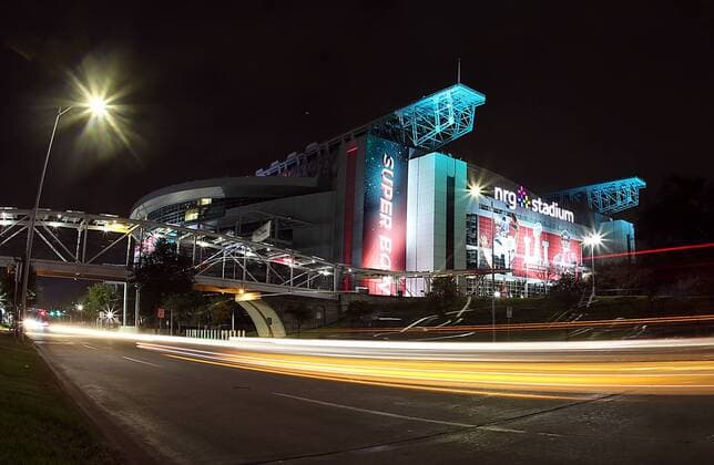 February 1, 2017: Outside of NRG Stadium prior to Super Bowl 51 in Houston, TX. CSM. NFL American Football Herren USA 2017: Super Bowl 51 - NRG Stadium - ZUMAc04_ 20170201_zaf_c04_233 Copyright: xJohnxGlaserx