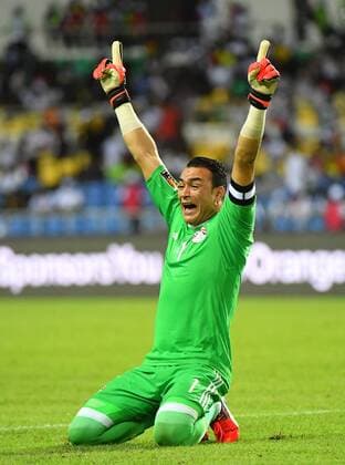 Essam El Hadary ( ÄGYPTEN ) Jubel Fussball Nationalteam Afrikacup Afrika Cup : Burkina Faso vs Ägypten - Halbfinale - CAN 2017 - Libreville - 01 02 2017 Panoramic Panoramic 