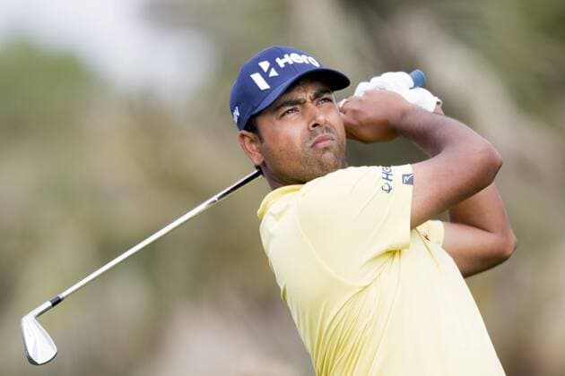 170202 Rayhan Thomas, Indien - Abschlag - Tag 1 - Dubai Dessert Classic - 2 februar 2017 .  Copyright: LUDVIGxTHUNMAN BB170202LT115