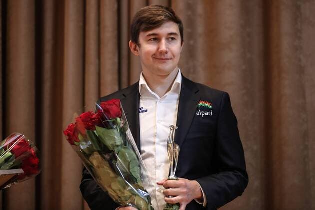 Verleihung Russischer Sportpreis MOSCOW, RUSSIA - FEBRUARY 2, 2017: Russian chess grandmaster Sergey Karjakin attends the 2016 Silver Doe awards ceremony at the Russian Olympic Committee (ROC) building. The award was established by Russia s Federation of Sports Journalists and is presented annually to outstanding sportsmen and coaches. SergeiSavostyanov TASS  TS03FBE2