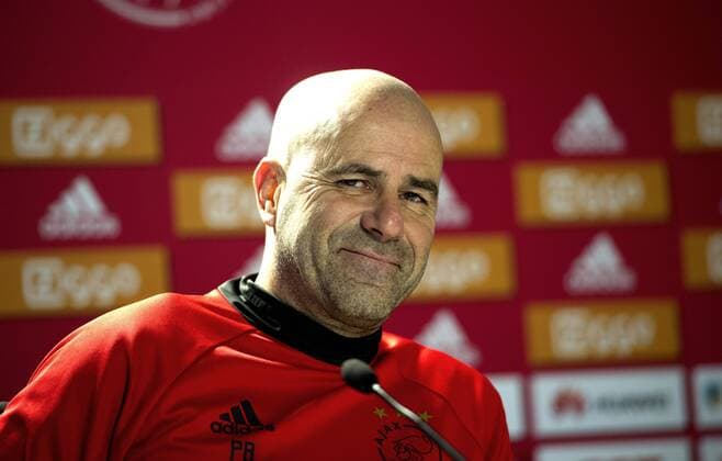 02-02-2017 Fußball NED Training und PK AJAX: AMSTERDAM Coach Peter Bosz (Ajax) xVIxxIVx 7042624