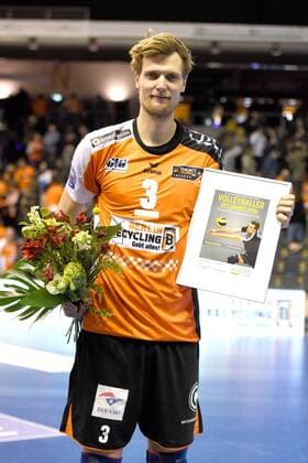 Volleyball, Herren, Saison 2016 17 CEV Champions League, 4. Spieltag, BR Volleys - Dukla Liberec, Robert Kromm (Nr. 3, Berlin Recycling Volleys) wurde zum Volleyballer des Jahres 2016 gekürt, 02.02.17,