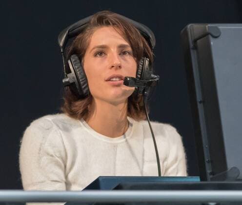 Bilder des Tages - SPORT 04.02.2017, xomx, Tennis Davis Cup 2017, Deutschland - Belgien, emspor, v.l. Andrea Petkovic moderiert fuer den Hessischen Rundfunk (HR) Frankfurt am Main