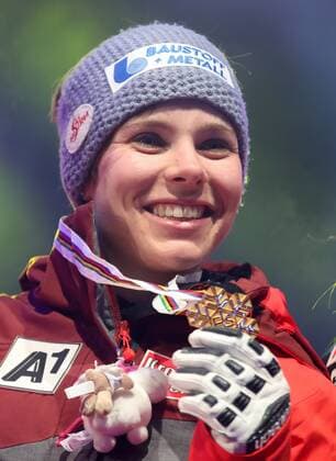 ALPINE SKIING - FIS Ski WC St. Moritz SANKT MORITZ,SWITZERLAND,07.FEB.17 - ALPINE SKIING - FIS Alpine World Ski Championships, Super G, ladies, award ceremony. Image shows Nicole Schmidhofer (AUT). GEPAxpictures xChristianxWalgram