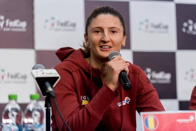 Tennis - FED Cup by BNP 2017 game between Romania si Belgium February 2017 February 8, 2017: Irina Camelia Begu during the FED Cup by BNP 2017 game between Romania si Belgium at Sala Polivalenta, Bucuresti, Romania ROU. Foto: CronosFoto Catalin Soare