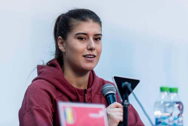 Tennis - FED Cup by BNP 2017 game between Romania si Belgium February 2017 February 8, 2017: Sorana Cirstea during the FED Cup by BNP 2017 game between Romania si Belgium at Sala Polivalenta, Bucuresti, Romania ROU. Foto: CronosFoto Catalin Soare