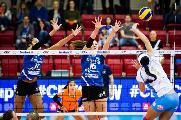 Block Doppelblock Nia Grant (17 MTV) und Michaela Mljenkova (16 MTV) - Angriff Heidy Margarita Rodriguez Lopez (1 Agel); 2017 CEV Volleyball Cup: Allianz MTV Stuttgart vs Agel Prostejov, SCHARRena, Stuttgart Germany, 20170208; Stuttgart Copyright: xWuechnerx xEibner-Pressefotox EP_nwr