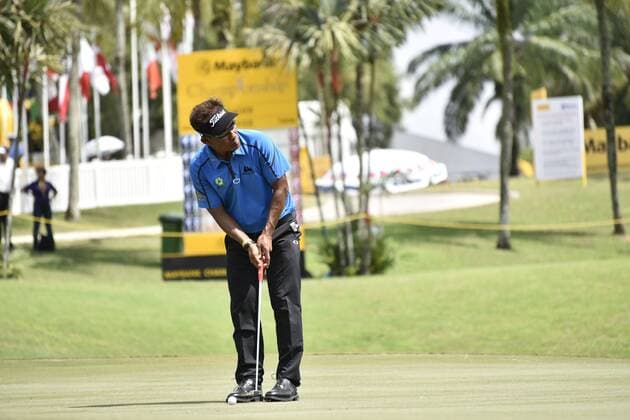 February 9, 2017 - Kuala Lumpur, MALAYSIA - Thongchai Jaidee of Thailand plays a shot during Day One of the Maybank Championship Malaysia at Saujana Golf Club on February 9, 2017 in Kuala Lumpur, Malaysia. 2017 Maybank Championship Malaysia - Day One - ZUMAj91_ 77183271st Copyright: xChrisxJungx