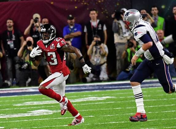 February 5, 2017 - Houston, Texas, U.S - Atlanta Falcons cornerback, ROBERT ALFORD, intercepts a Tom Brady pass in the 2nd quarter and runs the ball 82 yards for a touchdown giving the Falcons a 21-0 lead. the New England Patriots rallied overcoming a 25 point deficit in the third quarter to win in overtime 34-28. SUPER BOWL LI 2017 - NEW ENGLAND PATRIOTS DEFEAT ATLANTA FALCONS 34-28 - ZUMAd50_ 20170205_zap_d50_011 Copyright: xDickxDruckmanx