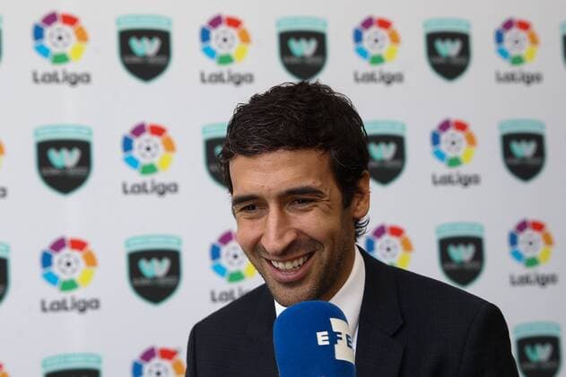 Spanish former soccer player Raul Gonzalez talks to Efe after a press conference PK Pressekonferenz to present the Spanish Liga representatives office in Mexico City, Mexico, 9 February 2017. Raul praised the ambition of Portuguese Real Madrid player Cristiano Ronaldo and expressed his joy for having Argentinian Lionel Messi at the Spanish Liga. OPENING OF THE SPANISH LEAGUE S OFFICE IN MEXICO !ACHTUNG: NUR REDAKTIONELLE NUTZUNG!  Copyright: xAlexxCruzx MEX001 20170209-636222793230544253