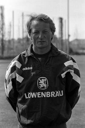 Trainer Lorenz Günther Köstner (SpVgg Unterhaching)