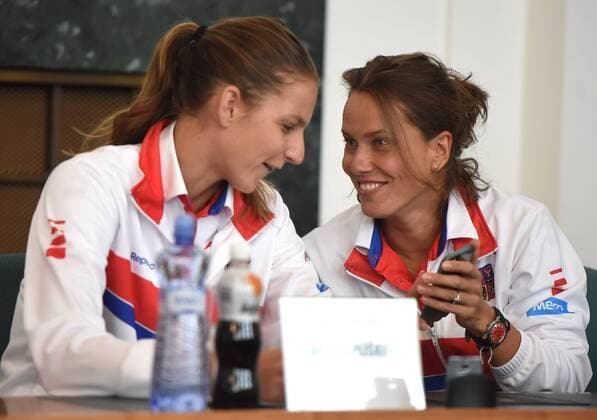 Barbora Strycova (right) and Garbine Muguruza will meet in the first tennis match of the Fed Cup 1st round tie between the Czech Republic and Spain on Saturday, lots decided in Prague, Czech Republic, February 10, 2017. The second women s singles match will be played by Karolina Pliskova (left) and Lara Arruabarrena. On Sunday, Strycova will meet Arruabarrena and Pliskova will meet Muguruza. For the doubles match, the Czechs nominated Lucie Safarova and Katerina Siniakova, the Spaniards Sara Sorribes and Maria Jose Martinez. (CTKxPhoto JaroslavxOzana) CTKPhotoP201702100701201  jao 10