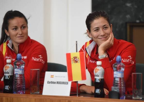 Barbora Strycova and Garbine Muguruza (right) will meet in the first tennis match of the Fed Cup 1st round tie between the Czech Republic and Spain on Saturday, lots decided in Prague, Czech Republic, February 10, 2017. The second women s singles match will be played by Karolina Pliskova and Lara Arruabarrena (left). On Sunday, Strycova will meet Arruabarrena and Pliskova will meet Muguruza. For the doubles match, the Czechs nominated Lucie Safarova and Katerina Siniakova, the Spaniards Sara Sorribes and Maria Jose Martinez. (CTKxPhoto JaroslavxOzana) CTKPhotoP201702100701601  jao 11
