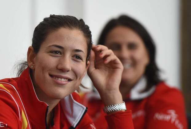 Barbora Strycova and Garbine Muguruza (left) will meet in the first tennis match of the Fed Cup 1st round tie between the Czech Republic and Spain on Saturday, lots decided in Prague, Czech Republic, February 10, 2017. The second women s singles match will be played by Karolina Pliskova and Lara Arruabarrena. On Sunday, Strycova will meet Arruabarrena and Pliskova will meet Muguruza. For the doubles match, the Czechs nominated Lucie Safarova and Katerina Siniakova, the Spaniards Sara Sorribes and Maria Jose Martinez. At right is Conchita Martinez, non-playing captain of Spain. (CTKxPhoto JaroslavxOzana) CTKPhotoP201702100774401  jao 17