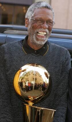 Apr. 21, 2005 - New York, New York, U.S. - K42815JBB NBA Basketball Herren USA LEGENDS TO LAUNCH 2005 DESTINATION FINALS TOUR WITH PROCESSION DOWN FIFTH AVENUE NEW YORK New York 04-21-2005. - 2005.BILL RUSSELL NBA JBB - ZUMAba9_ 77244783st Copyright: xJohnxBarrettx