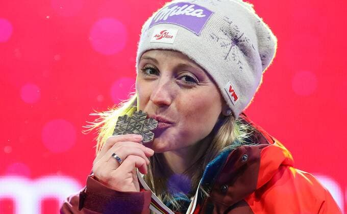 ALPINE SKIING - FIS Ski WC St. Moritz SANKT MORITZ,SWITZERLAND,10.FEB.17 - ALPINE SKIING - FIS Alpine World Ski Championships, alpine combined, award ceremony. Image shows Michaela Kirchgasser (AUT). Keywords: medal. GEPAxpictures xChristianxWalgram