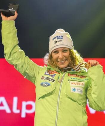 Ski Alpin, WM in St. Moritz, Siegerehrung Abfahrt der Damen ALPINE SKIING - FIS Ski WC St. Moritz SANKT MORITZ,SWITZERLAND,12.FEB.17 - ALPINE SKIING - FIS Alpine World Ski Championships, downhill, men, Audi house. Image shows the rejoicing of Ilka Stuhec (SLO). Keywords: Stoeckli, medal. GEPAxpictures xMarioxKneisl