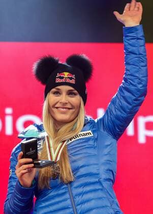 Ski Alpin, WM in St. Moritz, Siegerehrung Abfahrt der Damen ALPINE SKIING - FIS Ski WC St. Moritz SANKT MORITZ,SWITZERLAND,12.FEB.17 - ALPINE SKIING - FIS Alpine World Ski Championships, downhill, men, Audi house. Image shows Lindsey Vonn (USA). Keywords: medal. GEPAxpictures xMarioxKneisl