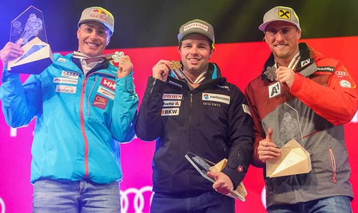 Ski Alpin, WM in St. Moritz, Siegerehrung Abfahrt der Herren ALPINE SKIING - FIS Ski WC St. Moritz SANKT MORITZ,SWITZERLAND,12.FEB.17 - ALPINE SKIING - FIS Alpine World Ski Championships, downhill, men, award ceremony. Image shows Erik Guay (CAN), Beat Feuz (SUI) and Max Franz (AUT). Keywords: medal. GEPAxpictures xMarioxKneisl