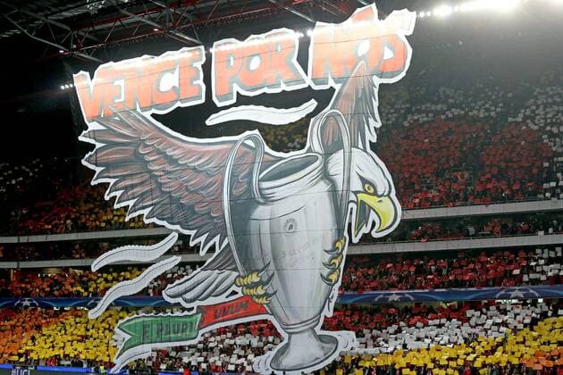 Fan-Choreographie von Lissabon, Benfica Lissabon - Borussia Dortmund, UEFA Champions League, Achtelfinale, Fussball, 14.02.2017, Lissabon Copyright: xLangerx xEibner-Pressefotox EP_HLR
