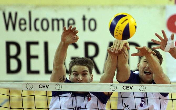 14.02.2017 Belgrade(Serbia) OK Crvena Zvezda(Red Star)-United Volleys Rheinmain Cev Cup men s volleyball Christian DÜNNES(L),Lukas Bauer(r) United Volleys Rheinmain : 