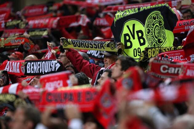 February 14, 2017 - Lisbon, Portugal - The supporters during the UEFA Champions League round of 16 first leg football match SL Benfica vs Borussia Dortmund at the Luz stadium in Lisbon Portugal on February 14, 2017. SL Benfica v Borussia Dortmund - UEFA Champions League Round of 16: First Leg  - ZUMAn230 20170214_zaa_n230_420 Copyright: xPedroxFiuzax