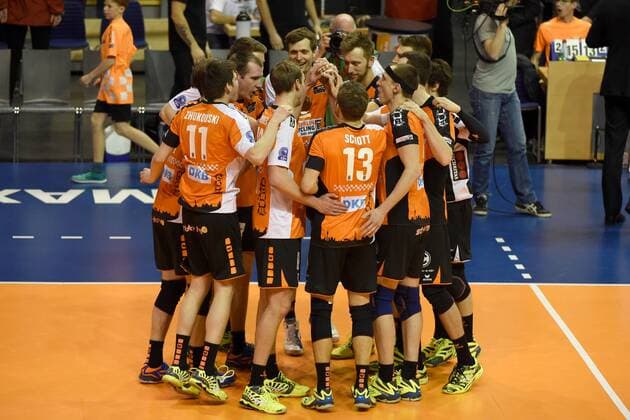 Volleyball, Herren, Saison 2016 17 CEV Champions League, 5. Spieltag, BR Volleys - Asseco Resovia Rzeszow, Jubel nach dem Abpfiff bei den BR Volleys, 14.02.17,