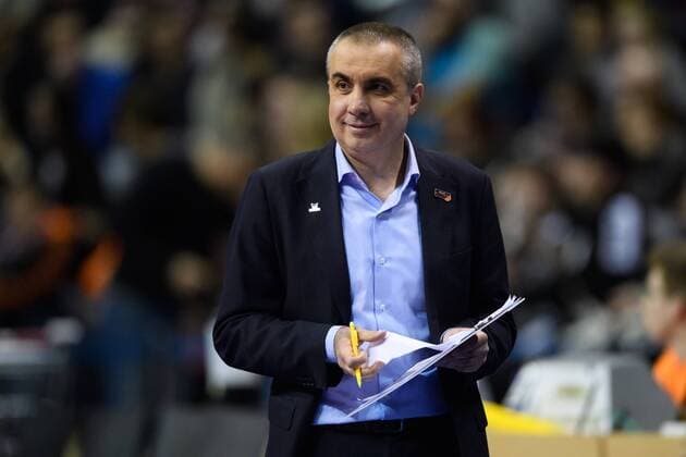 14.02.2017, Max Schmeling Halle, Berlin Volleyball, 2017 CEV Volleyball Champions League, Vorrunde, Berlin Recycling Volleys (GER) vs. Asseco Resovia Rzeszow (POL) Roberto Serniotti (Trainer Coach Berlin)