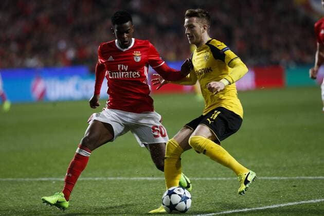 February 14, 2017 - Lisbon, Portugal - Benfica s defender Nelson Semedo (L) vies for the ball with Dortmund s midfielder Marco Reus (R) during Champions League 2016 17 match between SL Benfica vs BVB Borussia Dortmund, in Lisbon, on February 14, 2017. SL Benfica v Borussia Dortmund - UEFA Champions League Round of 16: First Leg  - ZUMAn230 20170214_zaa_n230_513 Copyright: xCarlosxPalmax