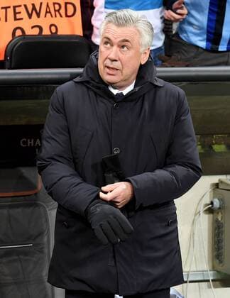 15.02.2017, xjhx, Fussball Champions League, FC Bayern Muenchen - Arsenal London, emspor, v.l. Carlo Ancelotti (Trainer FC Bayern Muenchen) Muenchen