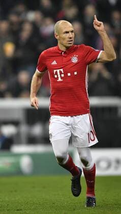 TOR zum 1:0 durch Arjen Robben FC Bayern München Torjubel FC Bayern München FCB vs FC Arsenal London Gunners UEFA Champions-League CL Achtelfinale Hinspiel Spiel 1 Saison 2016 2017 München Allianz Arena 15.02.2017 FC Bayern München FCB vs FC Arsenal London Gunners