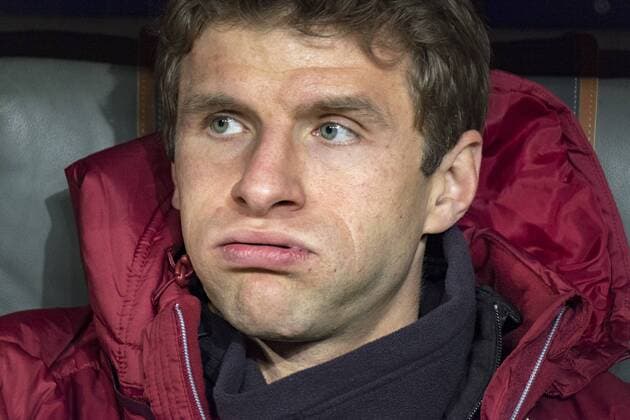 Thomas Müller (Bayern) auf der Bank 15.02.2017, München, FC Bayern München vs. Arsenal Â
