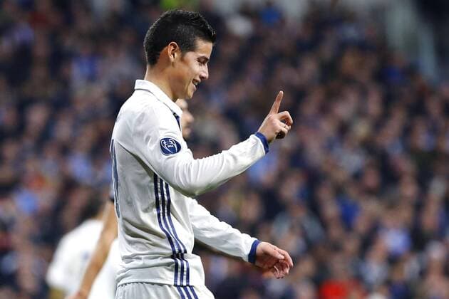 Fußball, CL, Real Madrid - SSC Neapel Real Madrid s Colombian midfielder James Rodriguez during the UEFA Champions League round of 16 first leg match between Real Madrid and Napoli at Santiago Bernabeu stadium in Madrid, Spain, 15 February 2017. REAL MADRID VS. NAPOLI !ACHTUNG: NUR REDAKTIONELLE NUTZUNG!  Copyright: xJ.P.xGandulx MAD002 20170215-636227928069989669
