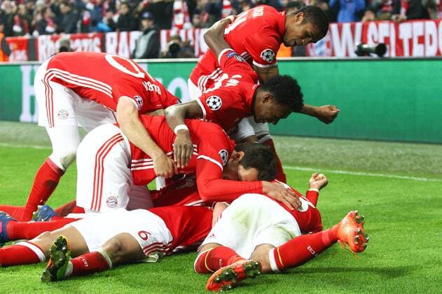 SOCCER - CL, Bayern vs Arsenal MUNICH,GERMANY,15.FEB.17 - SOCCER - UEFA Champions League, FC Bayern Muenchen vs FC Arsenal. Image shows the rejoicing of Bayern. GEPAxpictures xFelixxRoittner