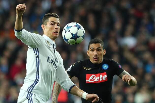 Fußball, CL, Real Madrid - SSC Neapel 3:1 Cristiano Ronaldo Real Madrid Marques Loureiro Allan Napoli Fußball Champions League 2016 2017 Real Madrid - SSC Napoli cesarexpurini