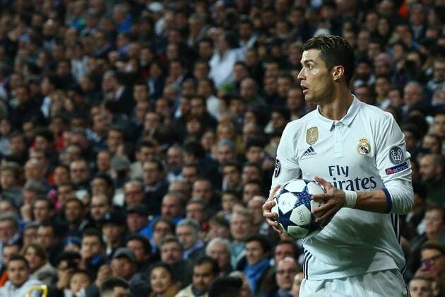 Fußball, CL, Real Madrid - SSC Neapel Cristiano Ronaldo Real Madrid Madrid 15-02-2017 Stadio Santiago Bernabeu Football Calcio UEFA Champions League 2016 2017 Round of 16, 1st leg Real Madrid - SSC Napoli cesarexpurini