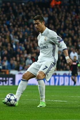 Fußball, CL, Real Madrid - SSC Neapel Cristiano Ronaldo Real Madrid Madrid 15-02-2017 Stadio Santiago Bernabeu Football Calcio UEFA Champions League 2016 2017 Round of 16, 1st leg Real Madrid - SSC Napoli cesarexpurini