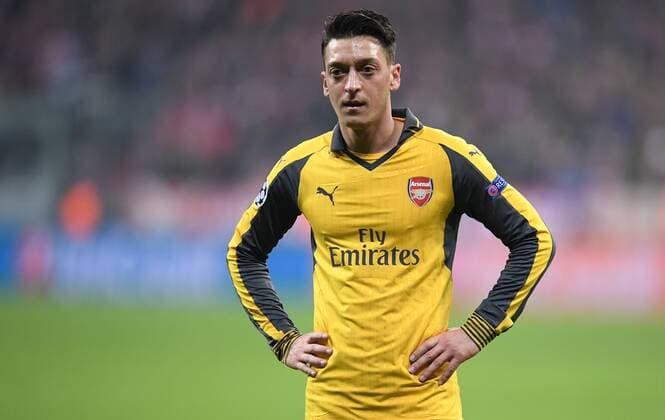 Bilder des Tages - SPORT FUSSBALL CHAMPIONS LEAGUE SAISON 2016 2017 ACHTELFINALE HINSPIEL FC Bayern Muenchen - Arsenal London 15.02.2017 Mesut Oezil (Arsenal) 