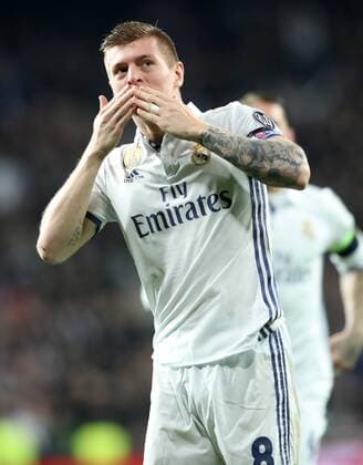 Fußball, CL, Real Madrid - SSC Neapel, Toni Kroos trifft Real Madrid s Toni Kroos celebrates goal during Champions League 2016 2017 Round of 16 1st leg match. February 15,2017.  (2017021523)