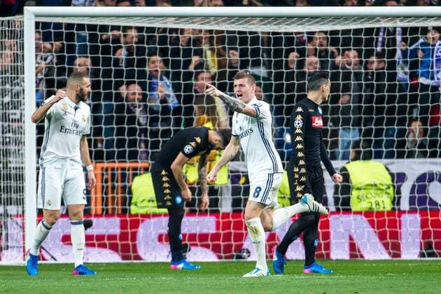 Fußball, CL, Real Madrid - SSC Neapel, Toni Kroos trifft Toni Kroos of Real Madrid celebrates after scoring a goal during the match of Champions League between Real Madrid and SSC Napoli at Santiago Bernabeu Stadium in Madrid, Spain. February 15, 2017.  (20170215046)