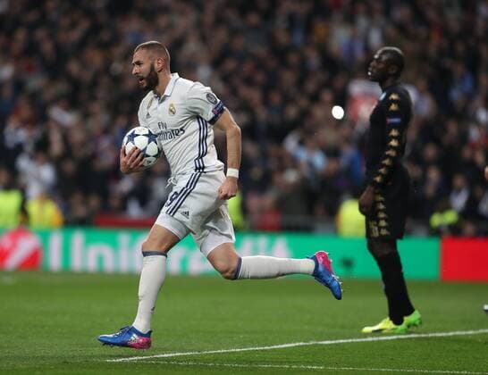 Fußball, CL, Real Madrid - SSC Neapel First leg of 1 8 Champions League match between Real Madrid and Napoli. In this picture, Karim Benzema celebrates his goal. xCHEMAxREYx 