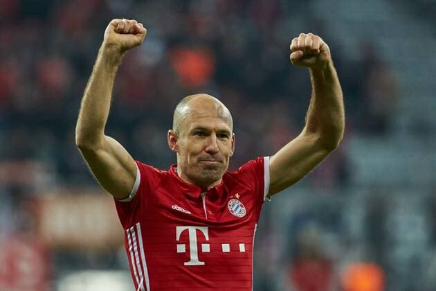 Muenchen, Deutschland 15.02.2016, UEFA Champions League - 2016 17 Season, Achtelfinale Hinspiel, FC Bayern Muenchen - Arsenal London FC, Arjen Robben (FCB) in Siegerpose ( DeFodi501