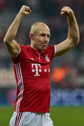 Muenchen, Deutschland 15.02.2016, UEFA Champions League - 2016 17 Season, Achtelfinale Hinspiel, FC Bayern Muenchen - Arsenal London FC, Arjen Robben (FCB) in Siegerpose ( DeFodi501